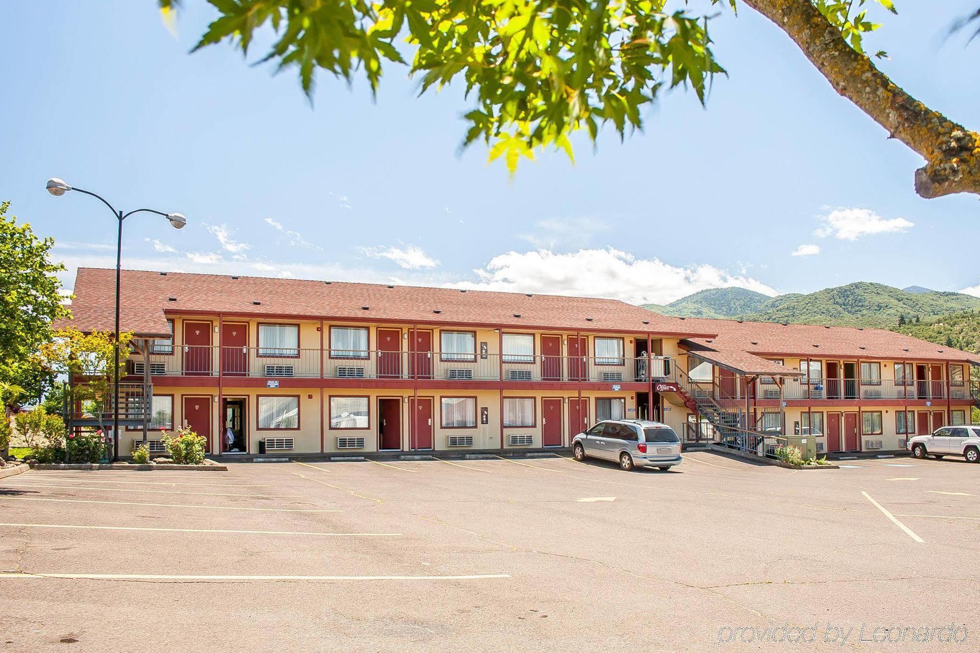 Econo Lodge 阿什兰 外观 照片