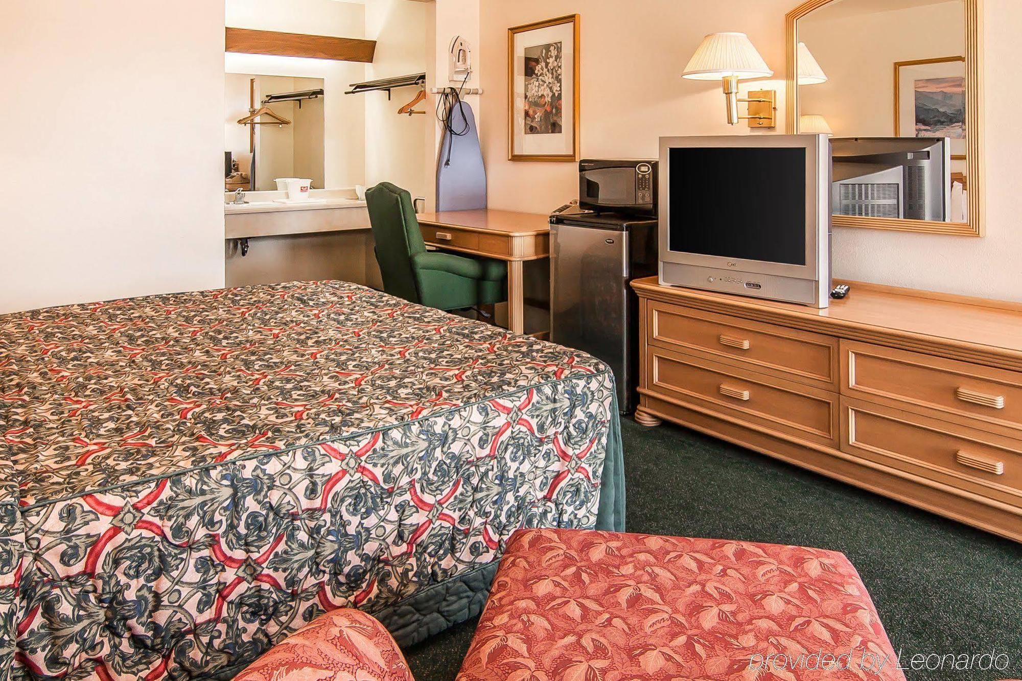 Econo Lodge 阿什兰 外观 照片