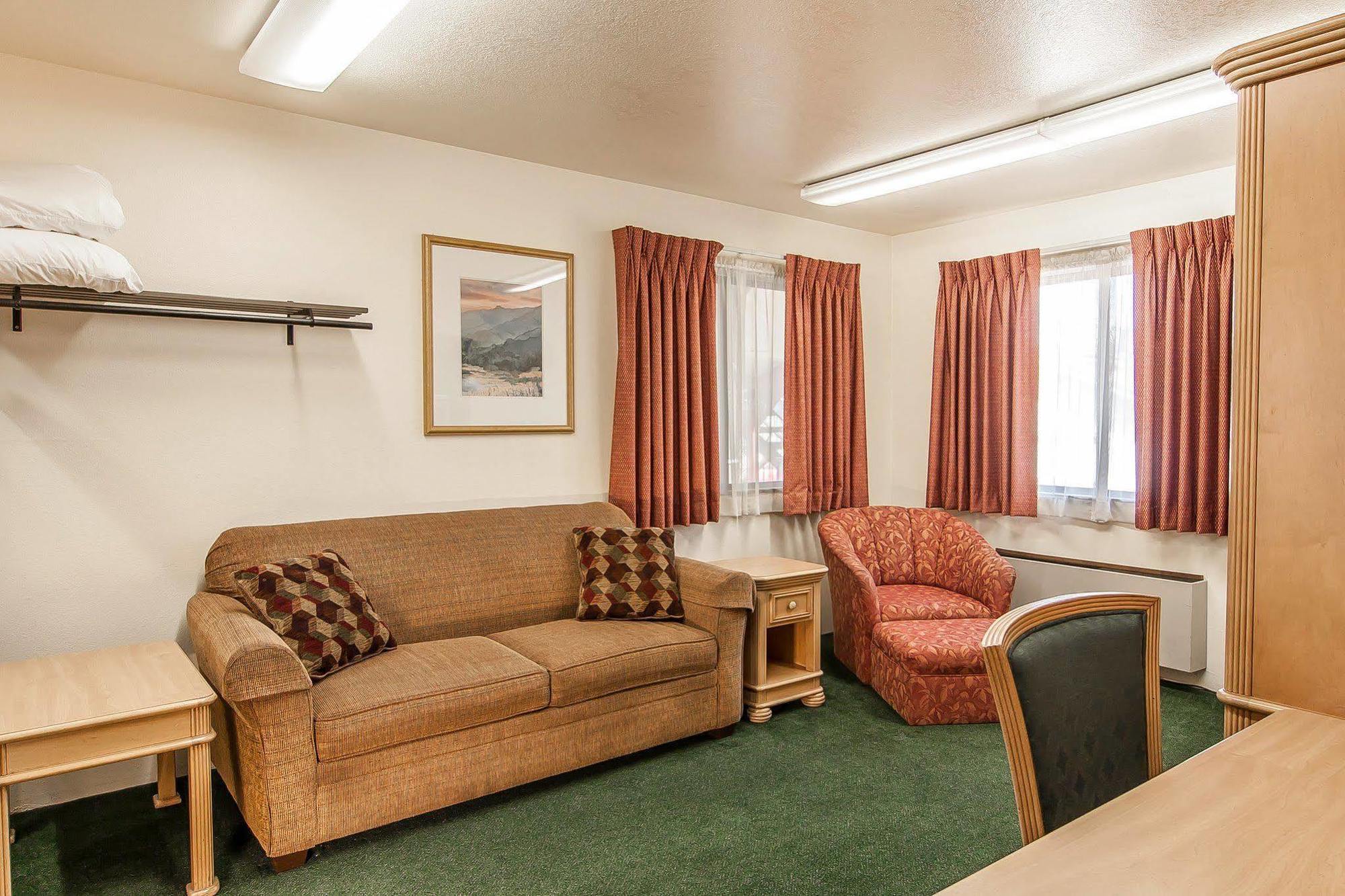 Econo Lodge 阿什兰 外观 照片